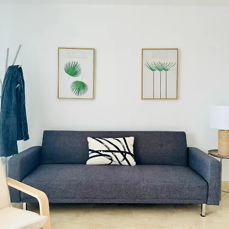 Canaryislandshost L Magenta 卡门港