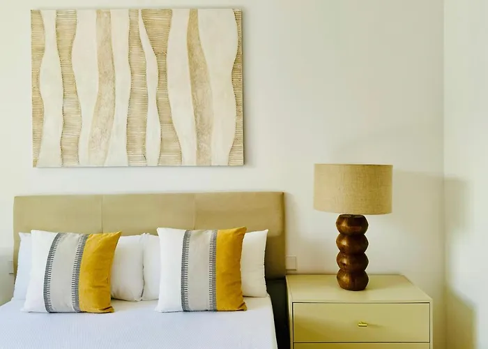 Daire Canaryislandshost L Magenta *